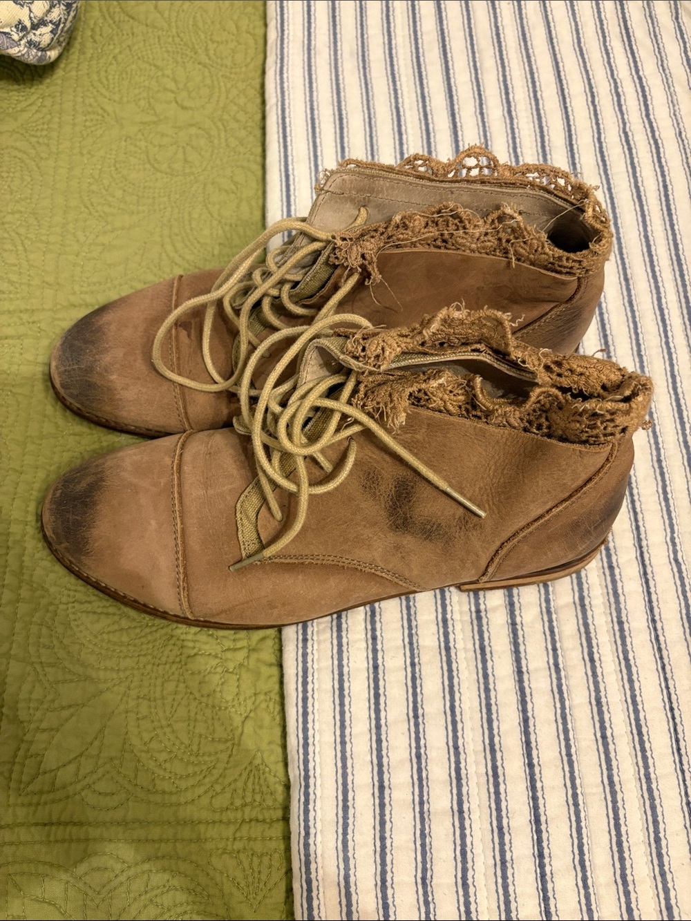 Free People Brown Leather Lace-Up Crochet Trim Ankle Boots - Size 39
